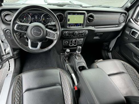 Used 2022 Jeep Wrangler Unlimited Sahara image 7