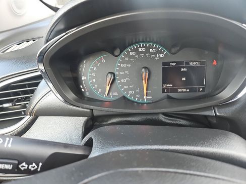 Used 2018 Chevrolet Trax LS AWD/4WD image 26