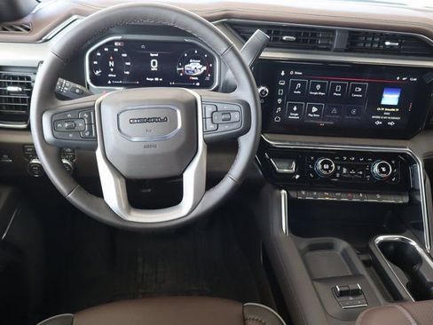 Used 2026 GMC Sierra 2500 Denali w/ Denali Reserve Package AWD/4WD image 23