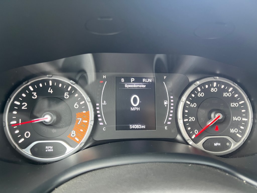 Used 2023 Jeep Renegade Latitude AWD/4WD image 13