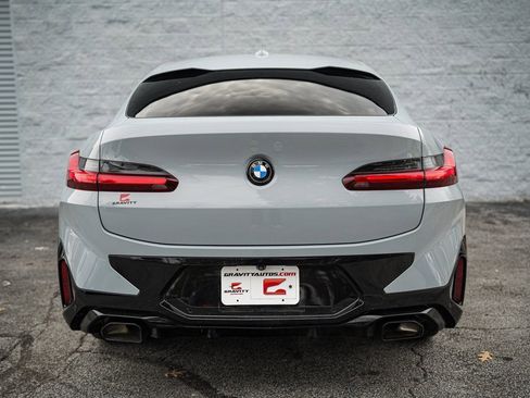 Used 2023 BMW X4 xDrive30i w/ M Sport Package image 13