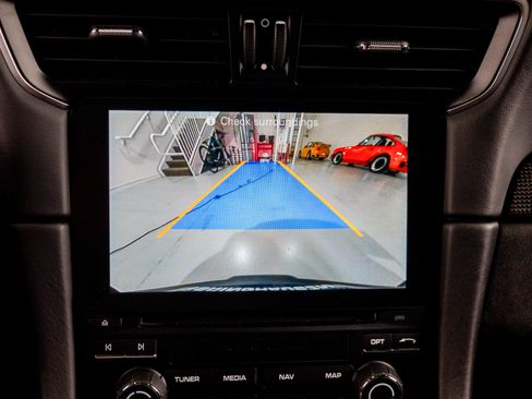Used 2018 Porsche 911 GT3 RWD image 94