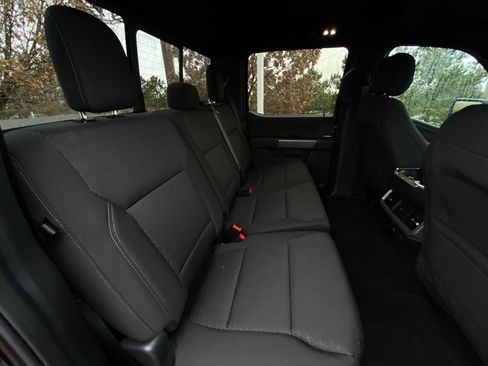 Used 2025 Ford F150 XLT w/ Equipment Group 302A MID image 31