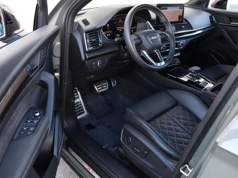 Used 2023 Audi SQ5 Premium Plus w/ Premium Plus Package image 16