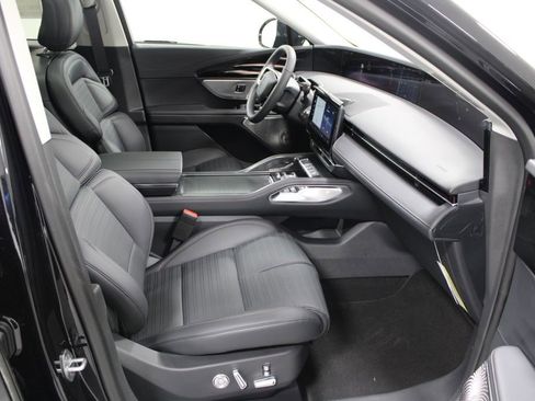 New 2026 Lincoln Nautilus Reserve image 28