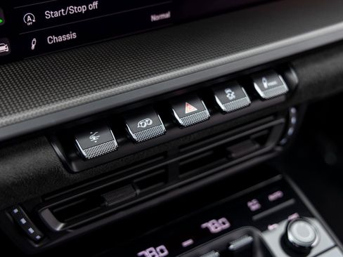 Certified 2022 Porsche 911 Targa 4 GTS image 42