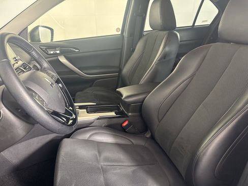 Used 2025 Mitsubishi Eclipse Cross SE AWD/4WD image 8