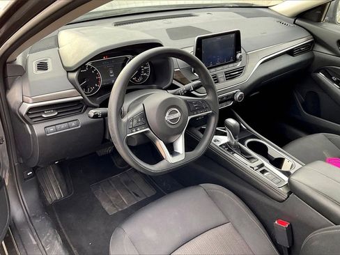 Used 2023 Nissan Altima 2.5 SV image 7