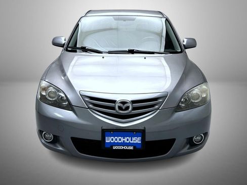 Used 2005 MAZDA MAZDA3 s FWD image 2