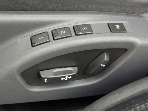 Used 2016 Volvo XC70 T5 Premier w/ Proximity Package image 26