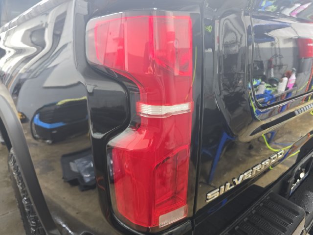 New 2026 Chevrolet Silverado 2500 ZR2 AWD/4WD image 36