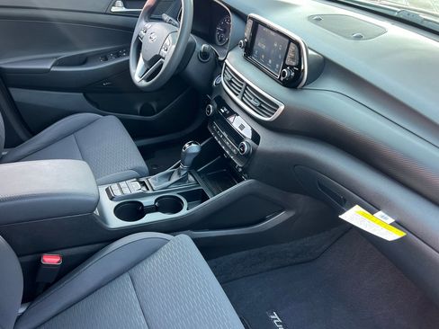 Used 2019 Hyundai Tucson Sport image 21