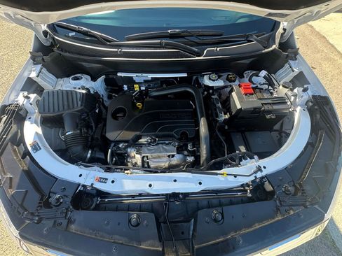 Used 2025 Chevrolet Equinox LT image 31