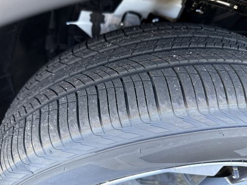 New 2026 Nissan Rogue SV image 12