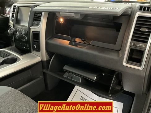 Used 2018 RAM 1500 Big Horn AWD/4WD image 42