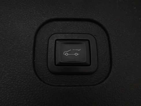 Used 2015 Chevrolet Equinox LTZ image 38