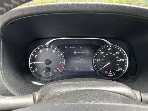 Used 2022 Nissan Frontier SV w/ Technology Package AWD/4WD image 8
