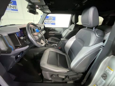 Used 2023 Ford Bronco Black Diamond w/ Sasquatch Package AWD/4WD image 23