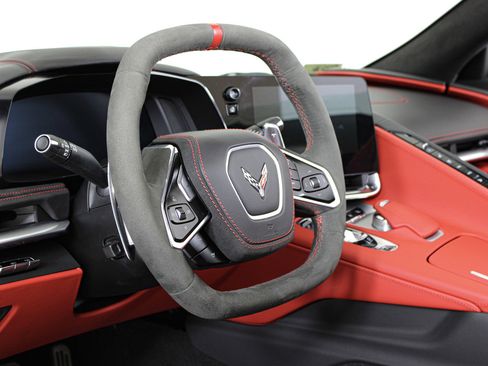 Used 2022 Chevrolet Corvette Stingray Premium Conv w/ Z51 Performance Package RWD image 39