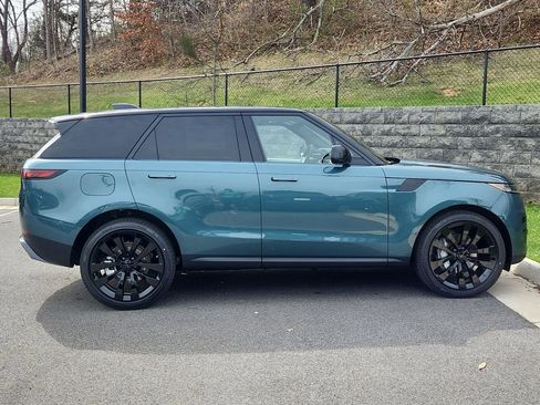 New 2026 Land Rover Range Rover Sport SE AWD/4WD image 11