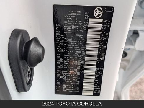 Used 2024 Toyota Corolla SE FWD image 30