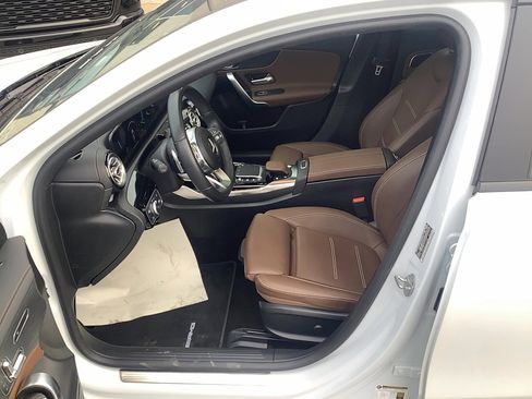 Used 2021 Mercedes-Benz A 35 AMG 4MATIC image 10