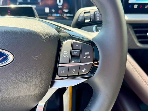 New 2026 Ford Explorer Platinum image 32