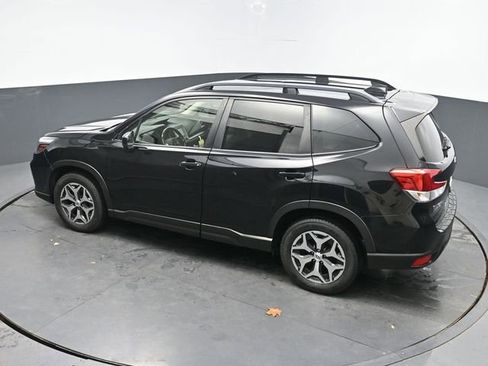 Used 2019 Subaru Forester Premium image 29