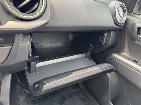 Used 2023 Toyota Tacoma TRD Off-Road image 30