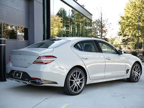New 2026 Genesis G70 2.5T image 7