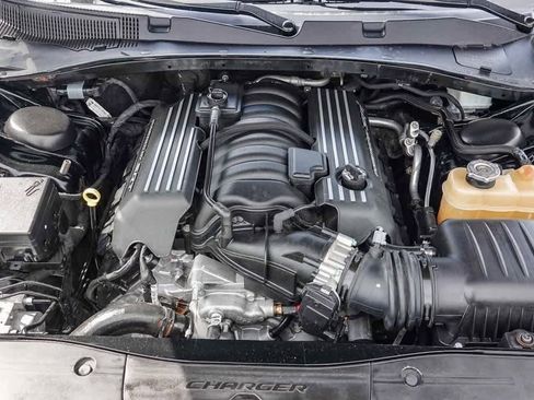 Used 2016 Dodge Charger R/T Scat Pack w/ Beats Audio Group image 29