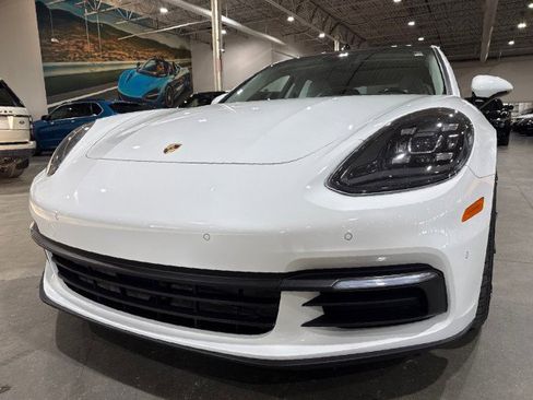 Used 2017 Porsche Panamera image 29