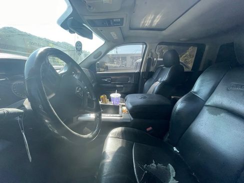 Used 2015 RAM 1500 Laramie AWD/4WD image 11