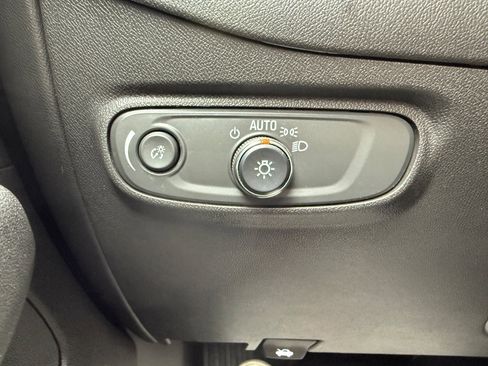 Used 2023 Chevrolet Equinox RS image 15