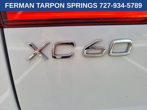 Certified 2023 Volvo XC60 B5 Ultimate w/ Climate Package image 17