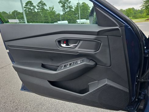 Used 2024 Honda Accord EX image 26