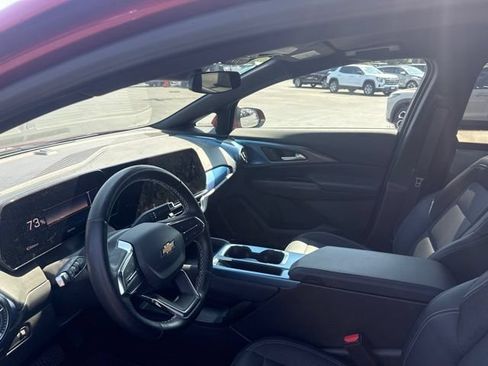Used 2024 Chevrolet Equinox EV LT FWD image 10