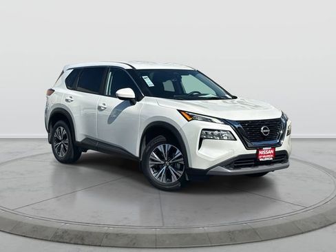 Certified 2023 Nissan Rogue SV image 1