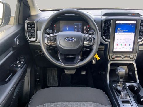 Used 2025 Ford Ranger XL RWD image 6