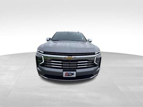 Used 2026 Chevrolet Tahoe Premier AWD/4WD image 3