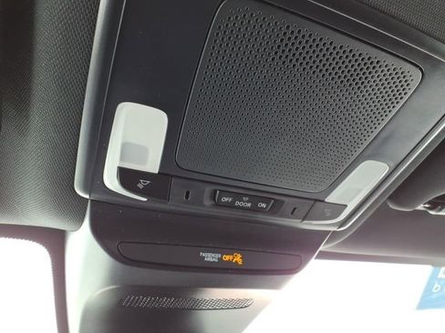 Certified 2026 Honda HR-V Sport image 19