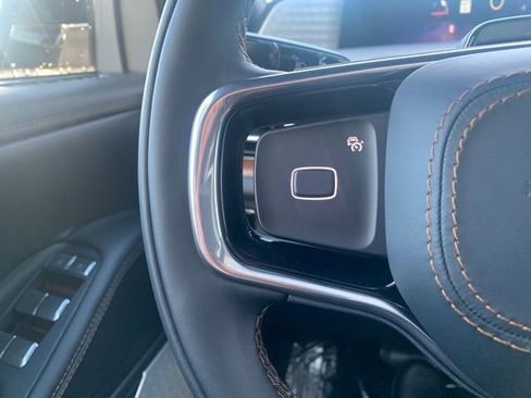 New 2025 Lincoln Navigator Black Label image 23