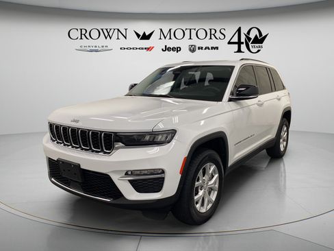 Used 2023 Jeep Grand Cherokee Limited AWD/4WD image 11