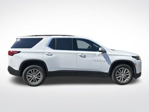 Used 2023 Chevrolet Traverse LT w/ LPO, Floor Liner Package AWD/4WD image 7