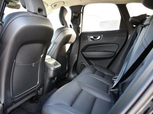 Certified 2025 Volvo XC60 B5 Plus w/ Climate Package image 15