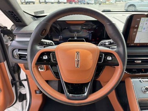 Certified 2025 Lincoln Aviator Black Label w/ Black Label Special Edition image 30