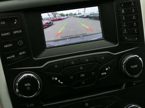 Used 2015 Ford Fusion SE w/ Equipment Group 201A image 22