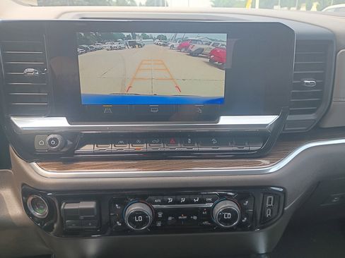 New 2025 Chevrolet Silverado 1500 LT Trail Boss w/ Convenience Package II AWD/4WD image 19