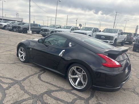 Used 2010 Nissan 370Z NISMO image 5