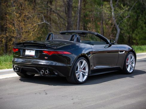 Used 2015 Jaguar F-TYPE S image 11